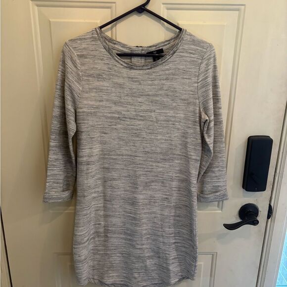 GAP Gray A-Line Dress with 3/4 Sleeves - Picture 2 of 6